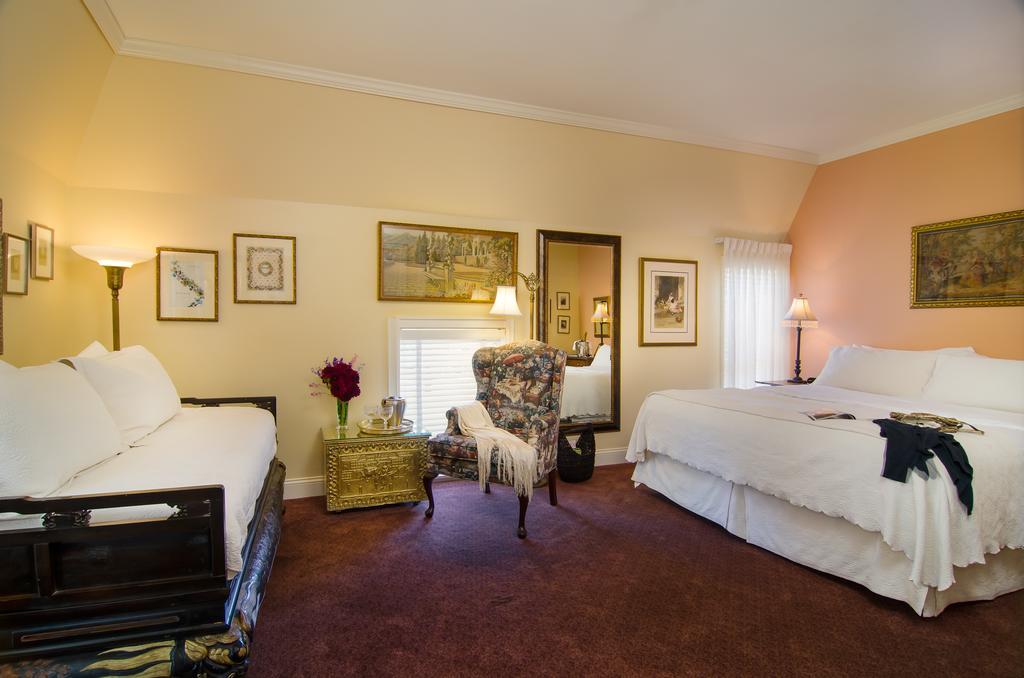 Madrona Manor Hotel Healdsburg Exterior photo