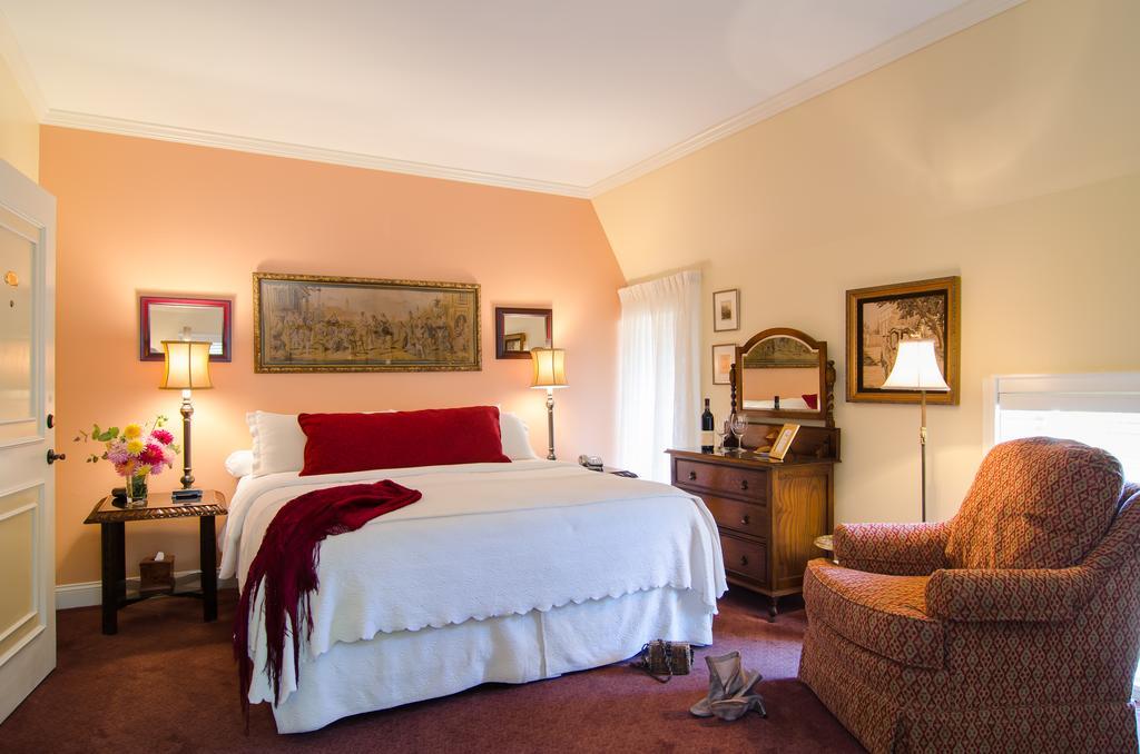 Madrona Manor Hotel Healdsburg Exterior photo