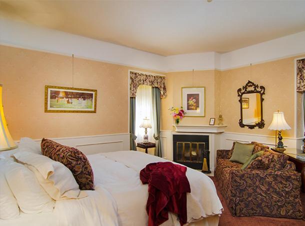Madrona Manor Hotel Healdsburg Exterior photo